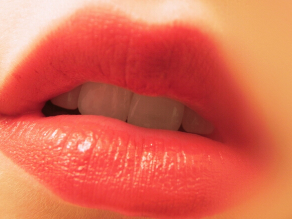 厚唇改薄的手术方法