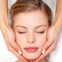 双下巴吸脂的效果