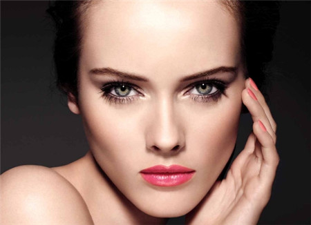 自体脂肪丰下巴的维持时间