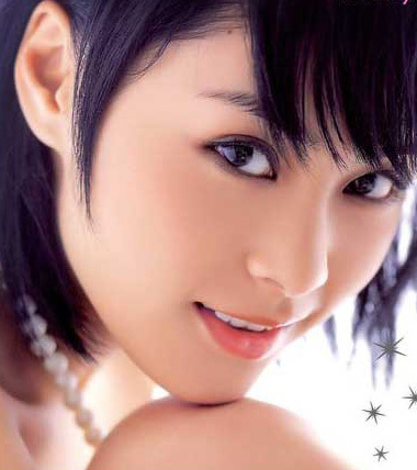 下巴整形手术后的效果,