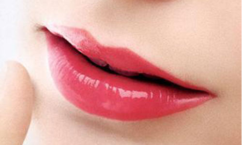 唇珠整形三种方法