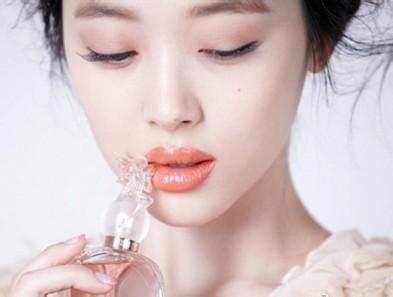 玻尿酸丰唇后能正常吃饭吗