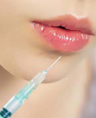 注射丰唇 “变出”性感朱唇
