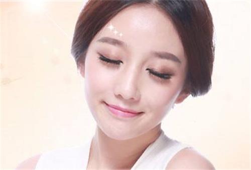 玻尿酸丰额头后能不能泡温泉