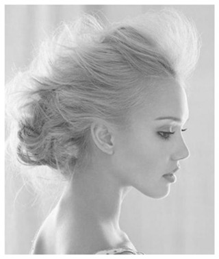 赶走脸上色斑 莫让岁月带走青春